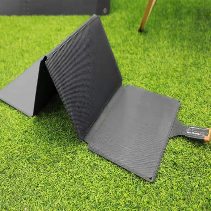 Drone Solar Charger - แผงโซลาร์เซลล์พับได้ 40 วัตต์ เครื่องชาร์จโทรศัพท์พลังงานแสงอาทิตย์ สีดำล้วน สำหรับคนงานกลางแจ้ง